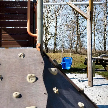 Cozy Close To The Apartment *