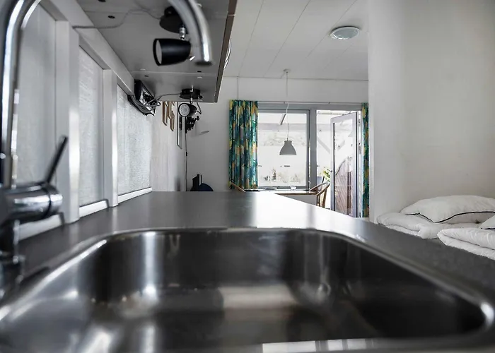 Cozy Close To The Neksø